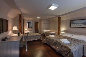 Boutique Residence by Little King