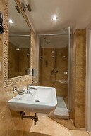 Boutique Residence by Little King