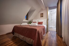 Boutique Residence by Little King