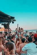 Paradise Beach Resort