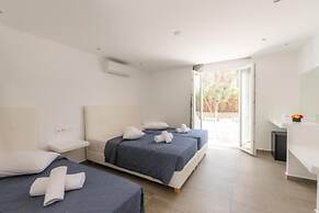 Paradise Beach Resort