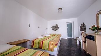 Paradise Beach Resort