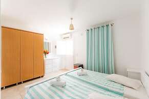 Paradise Beach Resort