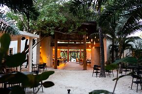 Tago Tulum by G Hotels