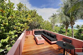 Tago Tulum by G Hotels