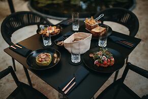 Tago Tulum by G Hotels