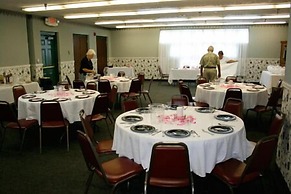 Norma Dan Motel - Near Dolly Parton's Stampede Dinner Attraction