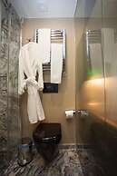 Juliet Rooms & Kitchen