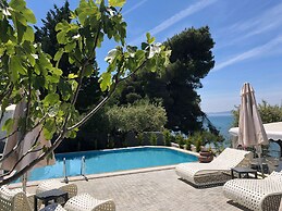 Acrotel Athena Villa