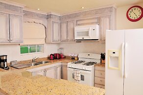 ZenBreak - Anidale Spacious Condo