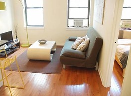 Midtown East 1BR Six DR27