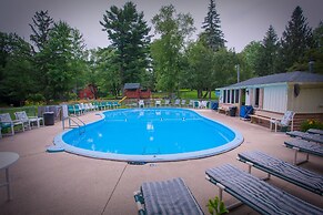 Birchcliff Resort