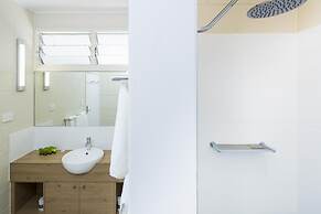 Nightcap at Edge Hill Tavern