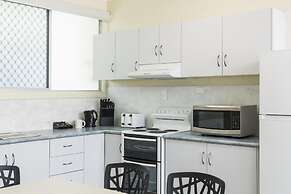 Nightcap at Edge Hill Tavern