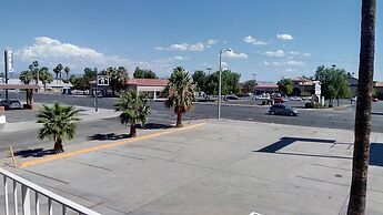 Motel 6 Blythe, CA - South