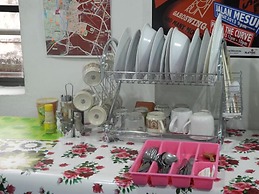 Submarine Guest House Central Market - Hostel