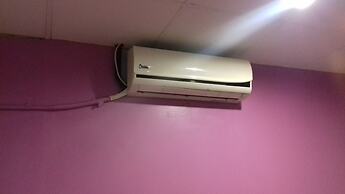 Submarine Guest House Central Market - Hostel