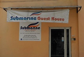 Submarine Guest House Central Market - Hostel