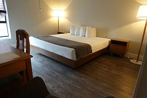 Sechelt Inn