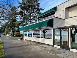 Sechelt Inn