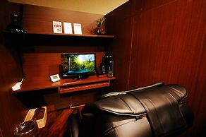 Anshin Oyado Akihabara - Caters to Men