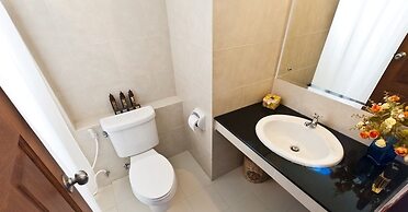 The Meet Green Apartment