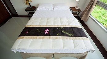 The Meet Green Apartment