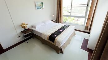 The Meet Green Apartment