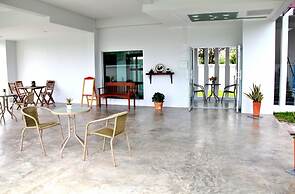 The Meet Green Apartment