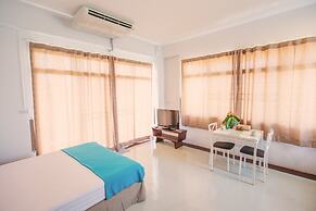 The Meet Green Apartment