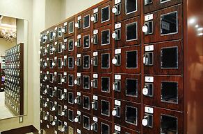 Anshin Oyado Shimbashi - Caters to Men