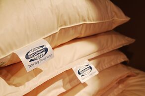 Anshin Oyado Shimbashi - Caters to Men