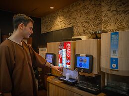 Anshin Oyado Shimbashi - Caters to Men