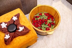 Royal Riverside Hoi An Hotel