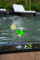 Royal Riverside Hoi An Hotel