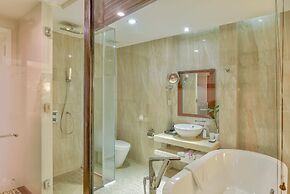 Royal Riverside Hoi An Hotel