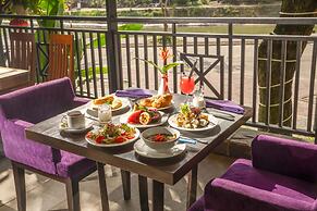 Royal Riverside Hoi An Hotel