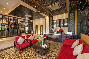 Royal Riverside Hoi An Hotel