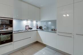 Black Pearl Luxury Apartments