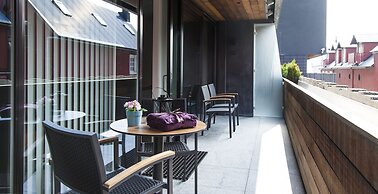 Black Pearl Luxury Apartments