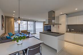 Black Pearl Luxury Apartments