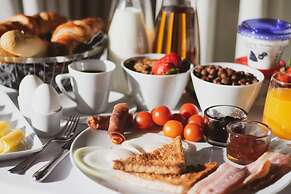 Black Pearl Luxury Apartments