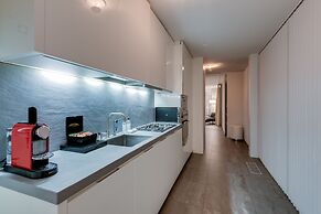 Black Pearl Luxury Apartments