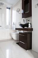 Black Pearl Luxury Apartments