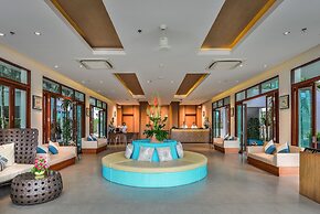 Fishermen's Harbour Urban Resort