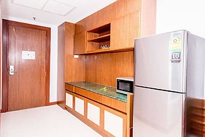 Fishermen's Harbour Urban Resort