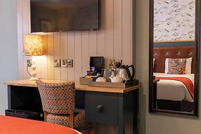 Berkshire Arms by Chef and Brewer Collection