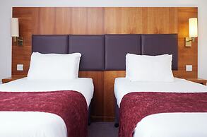Cross Roads Hotel by Greene King Inns