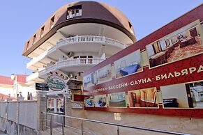 Raduga-Prestige Hotel