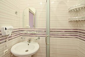 Raduga-Prestige Hotel